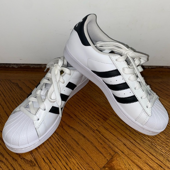 Adidas Original Superstar sneakers - Picture 2 of 6